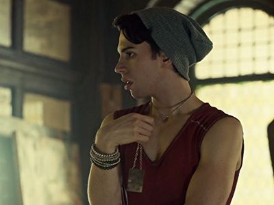 Jordan Gavaris in Orphan Black (2013)