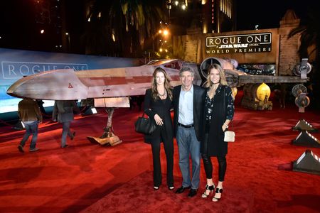 Alan F. Horn, Cassidy Horn, and Cody Horn at an event for Rogue One: A Star Wars Story (2016)