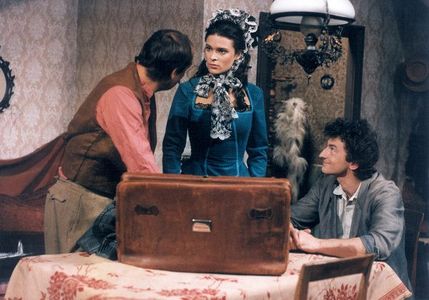 Mahulena Bocanová and Ondrej Vetchý in Radostny zivot posmrtny (1990)