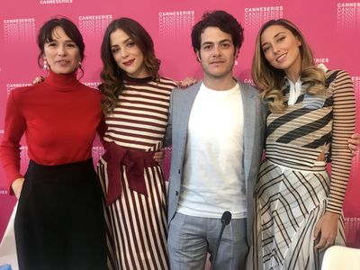 Aqui en la Tierra press conference during Canneseries