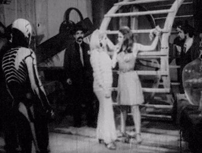 Suzan Avci, Yildirim Gencer, and Pervin Par in Killing in Istanbul (1967)