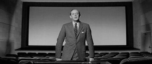 Alistair Cooke in The Three Faces of Eve (1957)