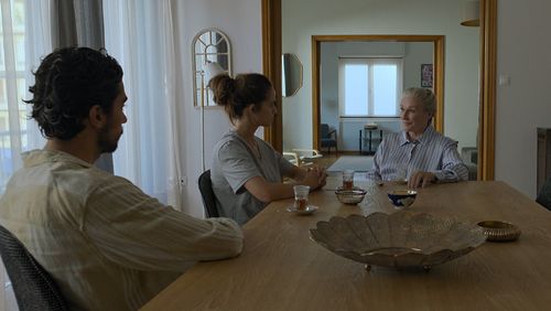 Glenn Close, Shervin Alenabi, and Niv Sultan in Tehran (2020)