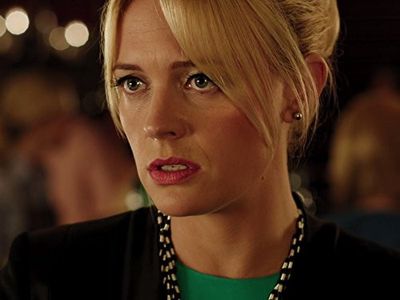 Josephine Bornebusch in Welcome to Sweden: Get a Job/Farthinder (2014)