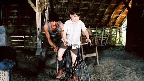 Jean-Paul Rouve and Raphaël Katz in A Year in My Life (2006)