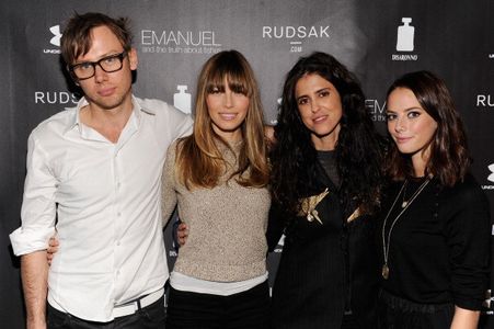 Jessica Biel, Jimmi Simpson, and Francesca Gregorini in The Truth About Emanuel (2013)
