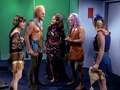 Victor Brandt, Phyllis Douglas, Deborah Downey, Charles Napier, and Mary Linda Rapelye in Star Trek (1966)