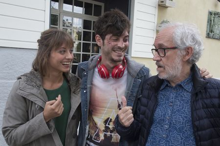 Emilio Martínez Lázaro, Michelle Jenner, and Antón Lofer