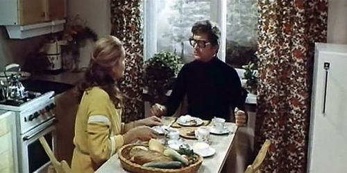 Lyudmila Chursina and Girts Jakovlevs in Atcereties vai aizmirst (1982)