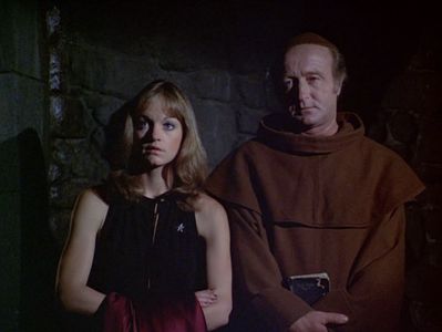 Pamela Sue Martin and George Perina in The Hardy Boys/Nancy Drew Mysteries (1977)