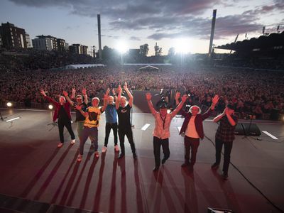 Ismo Alanko, Reijo Heiskanen, Harri Kinnunen, Jussi Kinnunen, Hassisen Kone, Safka Pekkonen, Jukka Orma, Hannu Porkka, a