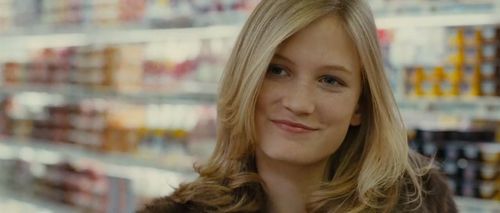 Marion Chabassol in LOL (Laughing Out Loud) (2008)