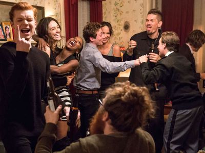 Emmy Rossum, Steve Howey, Cameron Monaghan, Shanola Hampton, Jeremy Allen White, Ethan Cutkosky, and Ruby Modine in Sham