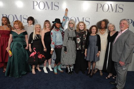 Pam Grier, Diane Keaton, Patricia French, Bruce McGill, Rhea Perlman, Carol Sutton, Jacki Weaver, Celia Weston, Charlie 