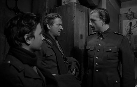 Mariusz Dmochowski, Roman Klosowski, and Józef Nowak in Eroica (1958)