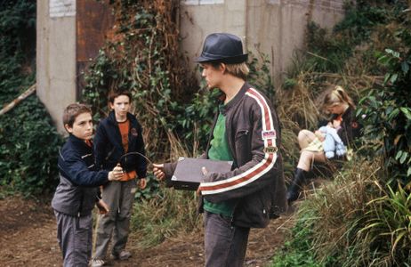 Jérémie Renier, Déborah François, Jérémie Segard, and Samuel De Ryck in The Child (2005)