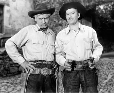 Eulalio González and Pedro Infante in El enamorado (1952)