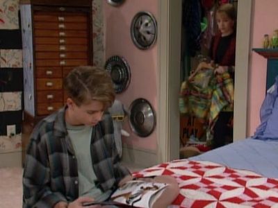 Melissa Joan Hart and Sean O'Neal in Clarissa Explains It All (1991)