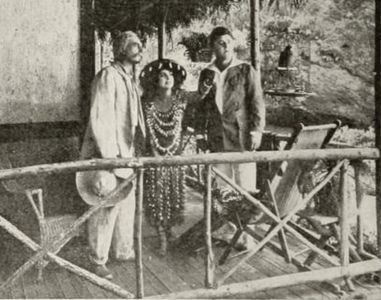 Margarita Fischer in The Pearl of Paradise (1916)