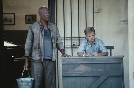 Morgan Freeman and Simon Fenton in The Power of One (1992)