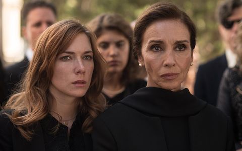 Ana Belén and Natalia Rodríguez in Traición (2017)