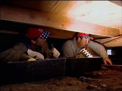 Mike Rowe in Dirty Jobs (2005)