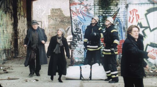 Willem Dafoe, Irène Jacob, and Michel Piccoli in The Dust of Time (2008)