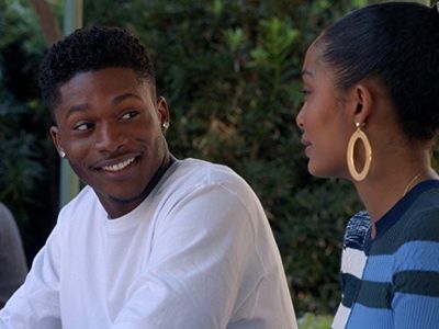 Yara Shahidi and Da'Vinchi in Grown-ish (2018)