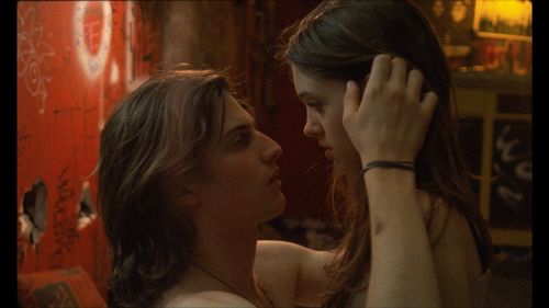 Peter Vack and Natalia Dyer in I Believe in Unicorns (2014)