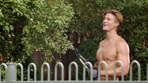 Neighbours 2018