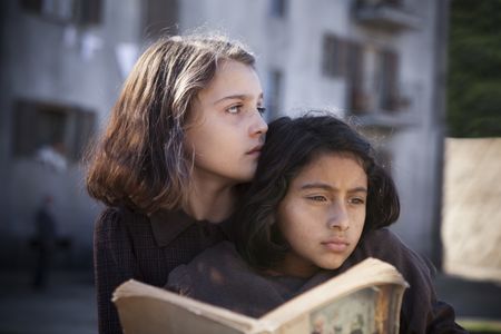 Elisa del Genio and Ludovica Nasti in My Brilliant Friend (2018)