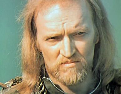 Aleksandr Kaydanovskiy in Novye priklyucheniya yanki pri dvore korolya Artura (1989)