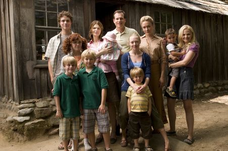 Bill Paxton, Jeanne Tripplehorn, Chloë Sevigny, Ginnifer Goodwin, Douglas Smith, Amanda Seyfried, Garrett Fraye, Keegan 