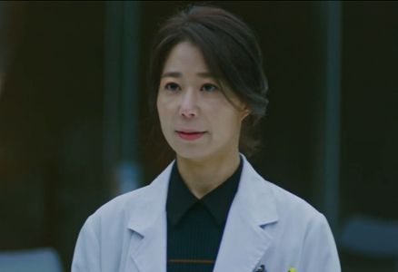 So Hee-jung and So-Hee Jung in The K2 (2016)