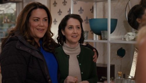 Still of Katy Mixon and Julie Meyer in American Housewife and Women in Business