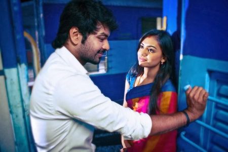 Jai and Nazriya Nazim in Thirumannam Ennum Nikkah (2014)