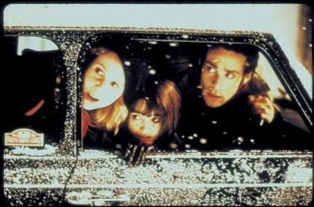 James Callis, Shirley Henderson, and Sally Phillips in Bridget Jones's Diary (2001)