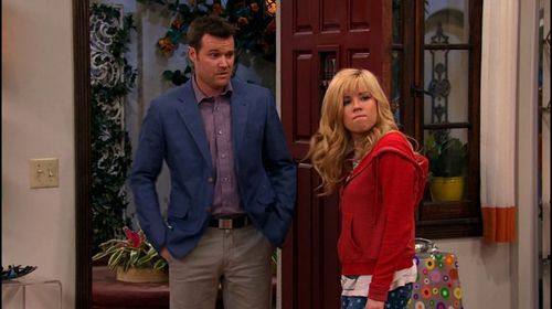 Sam & Cat (2013)