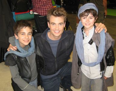 Alex, Robin and Valin on set of Sanctuary.