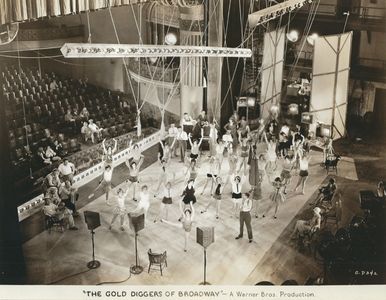 Helen Foster, Julia Swayne Gordon, Albert Gran, Winnie Lightner, Nick Lucas, Lee Moran, Ann Pennington, Lilyan Tashman, 