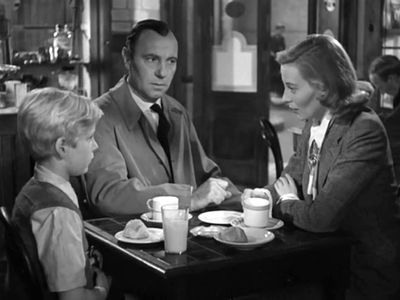 Michèle Morgan, Bobby Henrey, and Ralph Richardson in The Fallen Idol (1948)