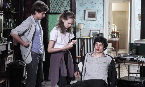 Lily Taieb, Raphaël Cohen, and Quentin Dolmaire in My Golden Days (2015)