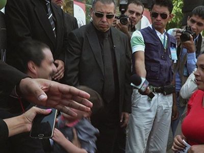 Carlos Torres in La Doña (2016)
