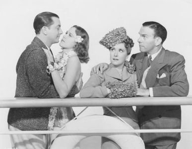 Robert Young, Eleanor Powell, Gracie Allen, and George Burns in Honolulu (1939)