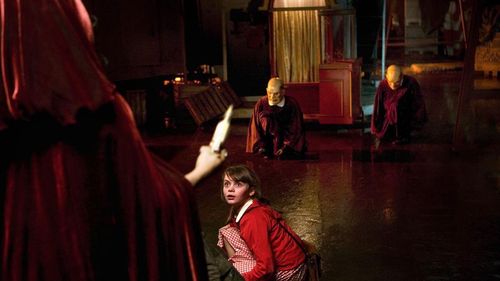 Sophie Okonedo, Chris Porter, Ruari Mears, and Hannah Sharp in Doctor Who (2005)