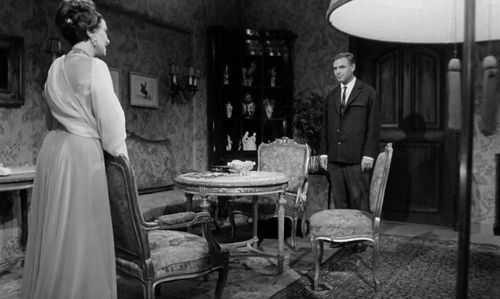 Lil Dagover and Joachim Fuchsberger in Die seltsame Gräfin (1961)