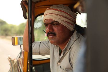 Makarand Anaspure in Rangaa Patangaa (2015)