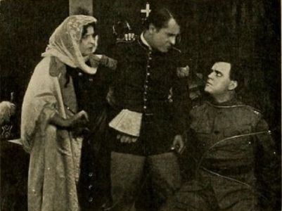 Earl Metcalfe, Howard M. Mitchell, and Sadie Calhoun in The Price of Jealousy (1913)