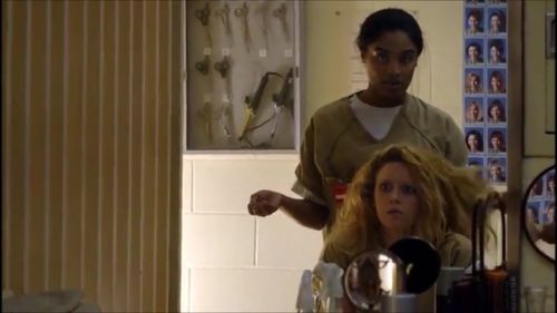 Still of Jennifer Brito and Natasha Lyonne in 
