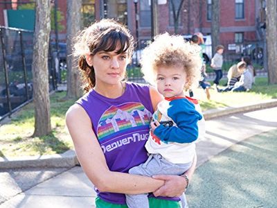 Frankie Shaw, Anna Chanel Reimer, and Alexandra Mary Reimer in SMILF (2017)